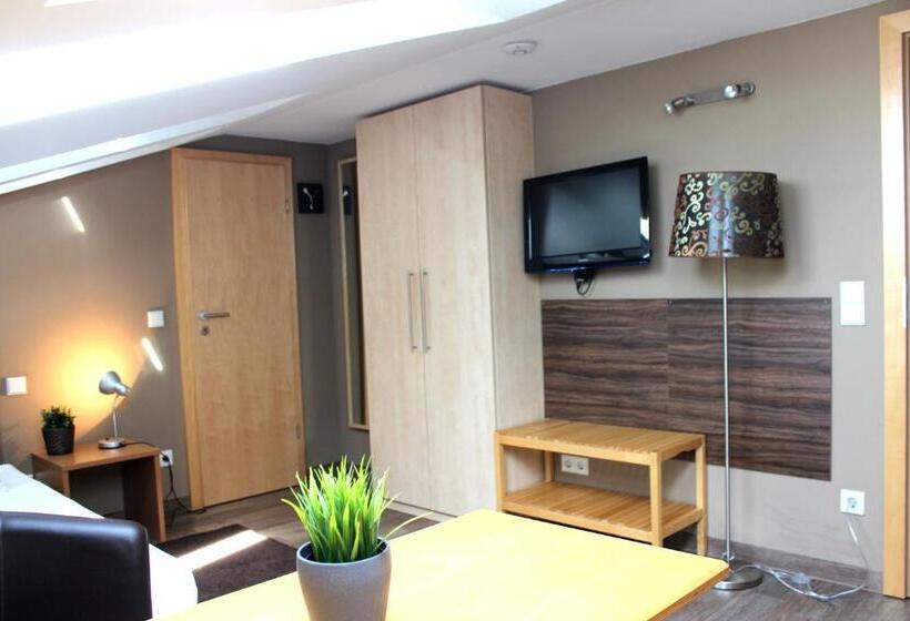 هتل Greenpartment Ingolstadt Friedrichshofen