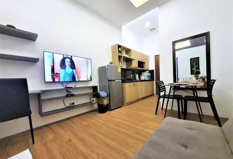 هتل Spiral Suites