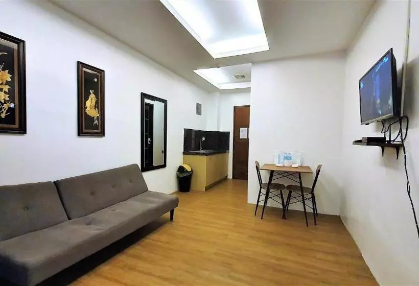 هتل Spiral Suites