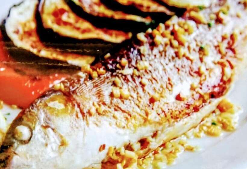 فندق Tasheema Beach Resort