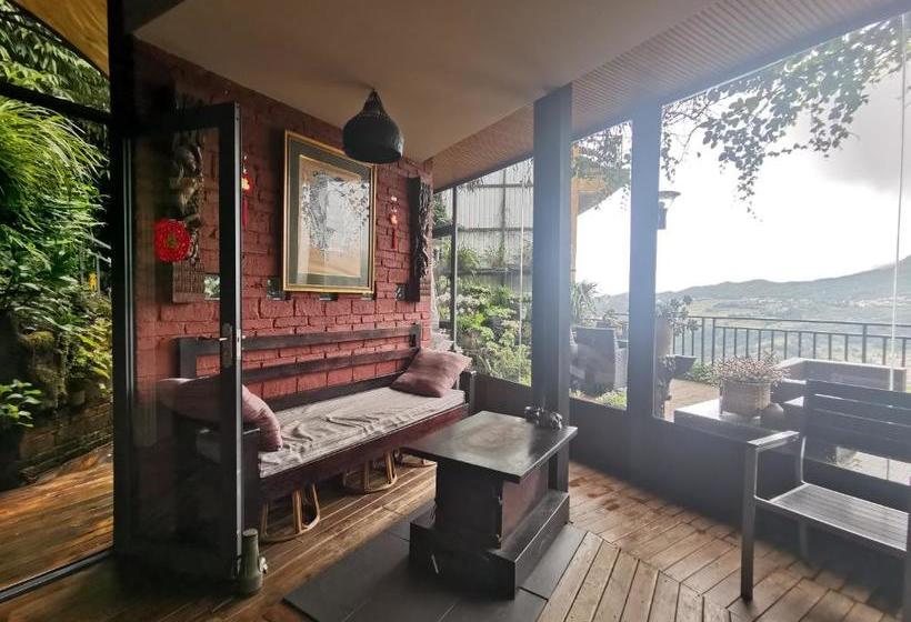 Pansiyon Beyond The Cloud