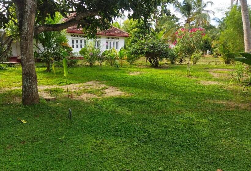 Пансион Glorious Villa