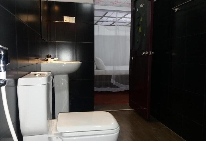 Пансион Glorious Villa