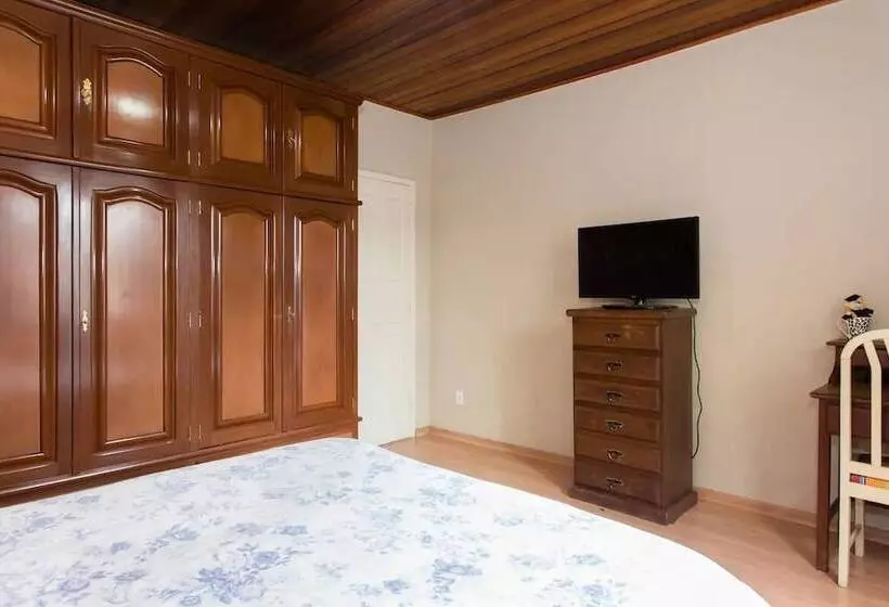 ペンション Pousada Rosso