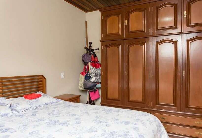 פנסיון Pousada Rosso