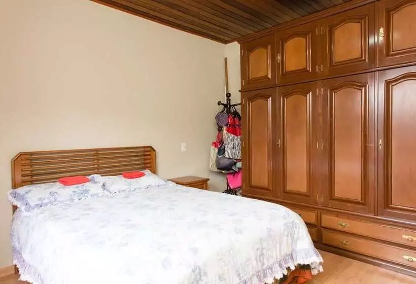 ペンション Pousada Rosso