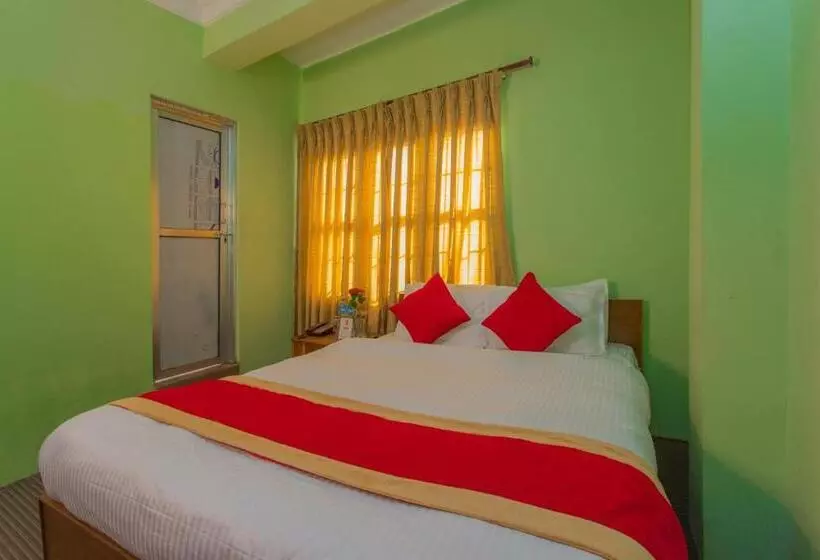 هتل Waling Fulbari Guest House