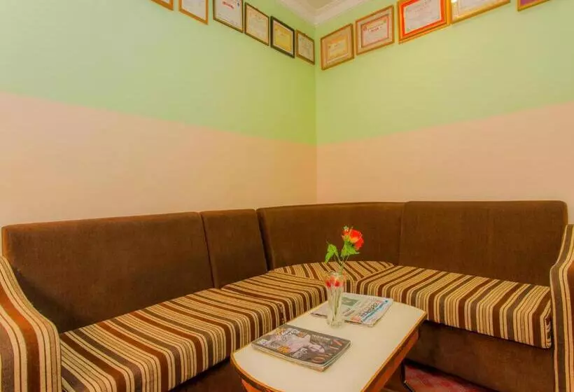 هتل Waling Fulbari Guest House