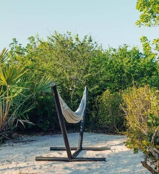 Retkeilymaja The Slow Leopard Kilwa