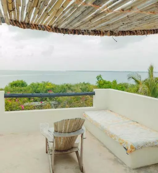 Retkeilymaja The Slow Leopard Kilwa