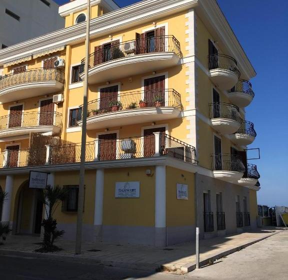 تختخواب و صبحانه Traiano Suite