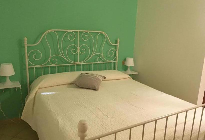 تختخواب و صبحانه Traiano Suite