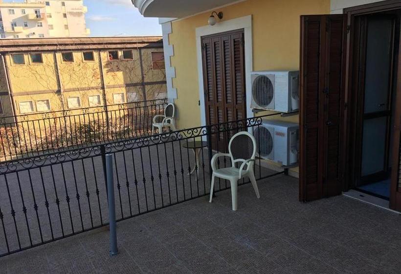 تختخواب و صبحانه Traiano Suite