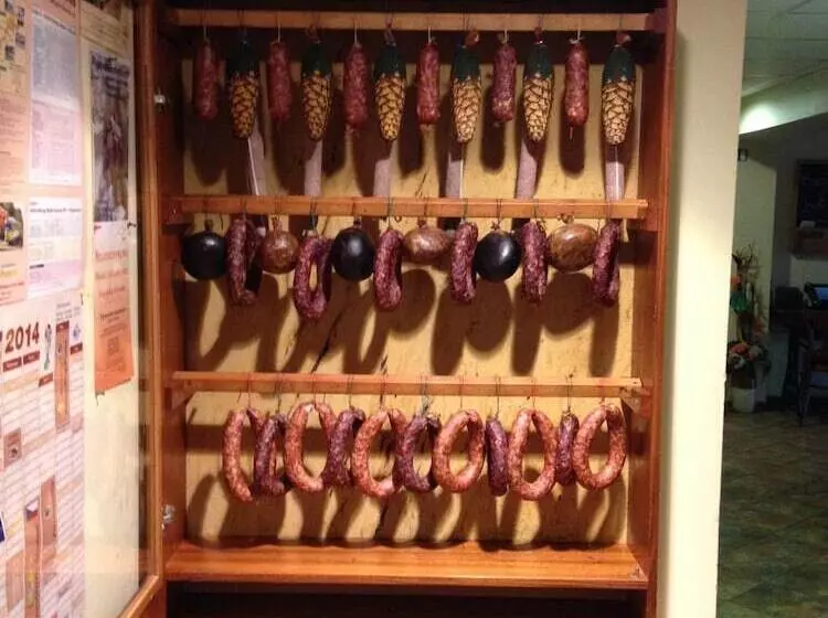 Hotelli Landgasthof Zur Tanne