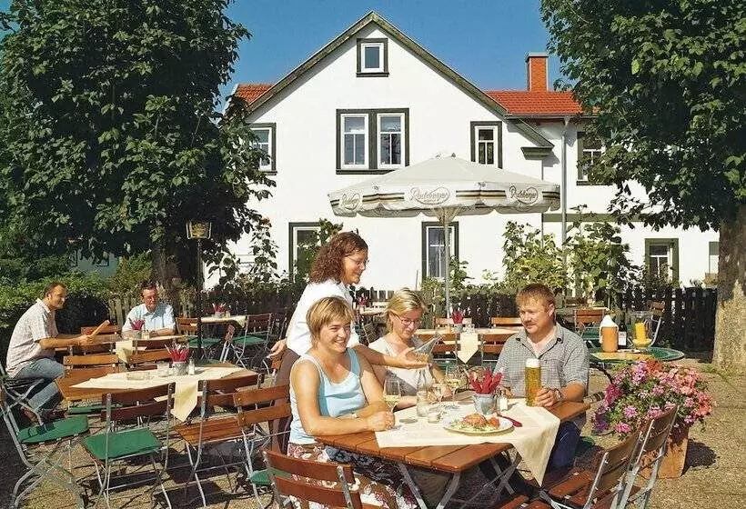 Hotelli Landgasthof Zur Tanne