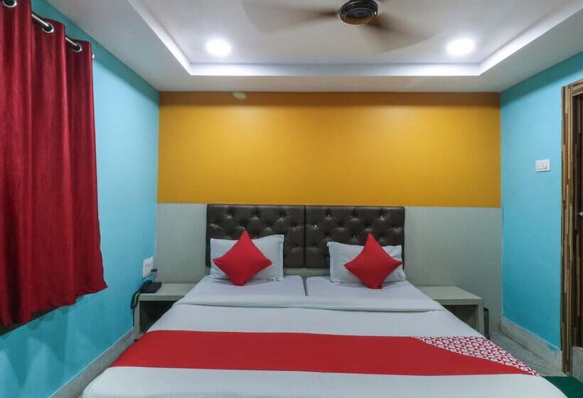 Spot On 35444 Hotel Nirmalya