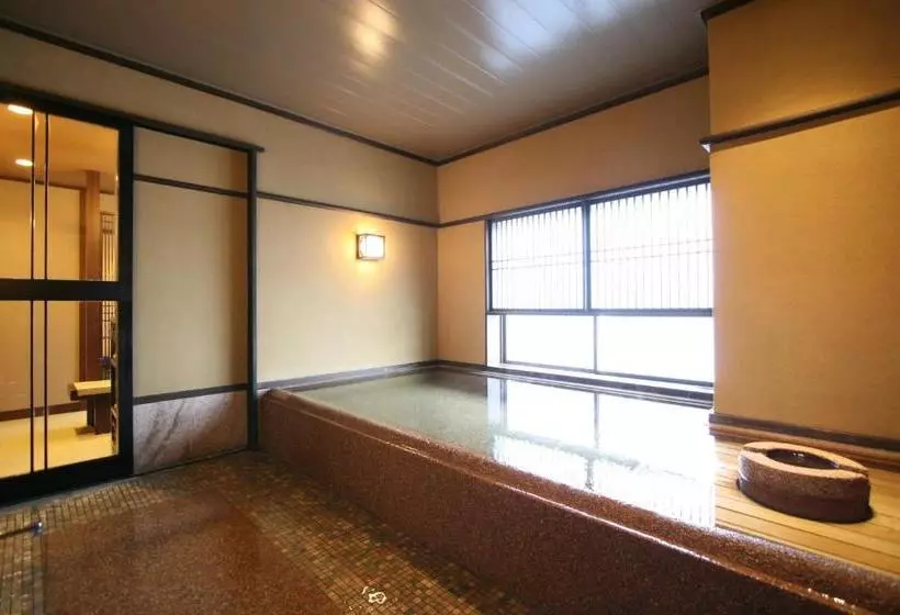 旅館 Sakuraya