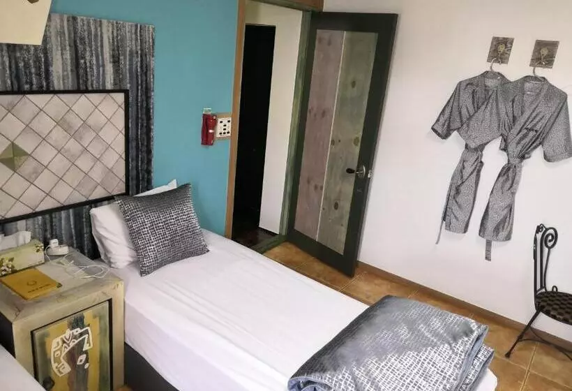 Athene Motel