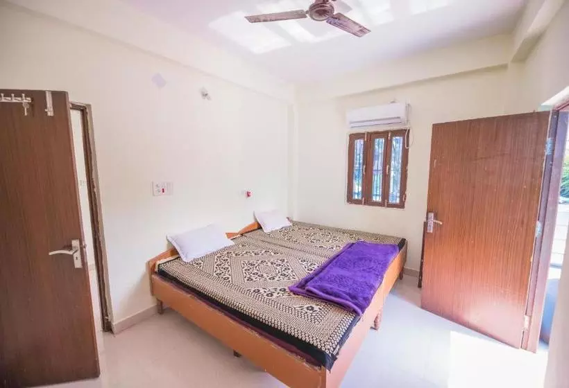 Epic Hostel