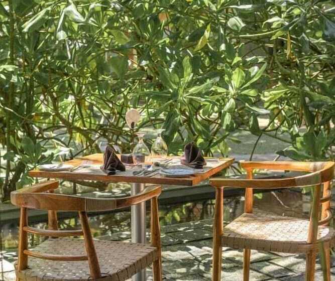 Курорт Ayana Sea