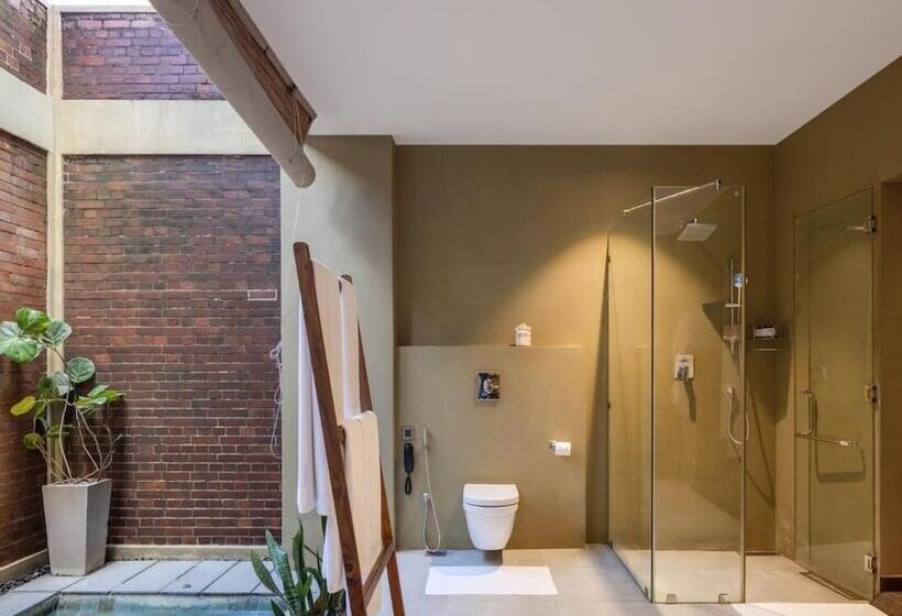 Курорт Ayana Sea