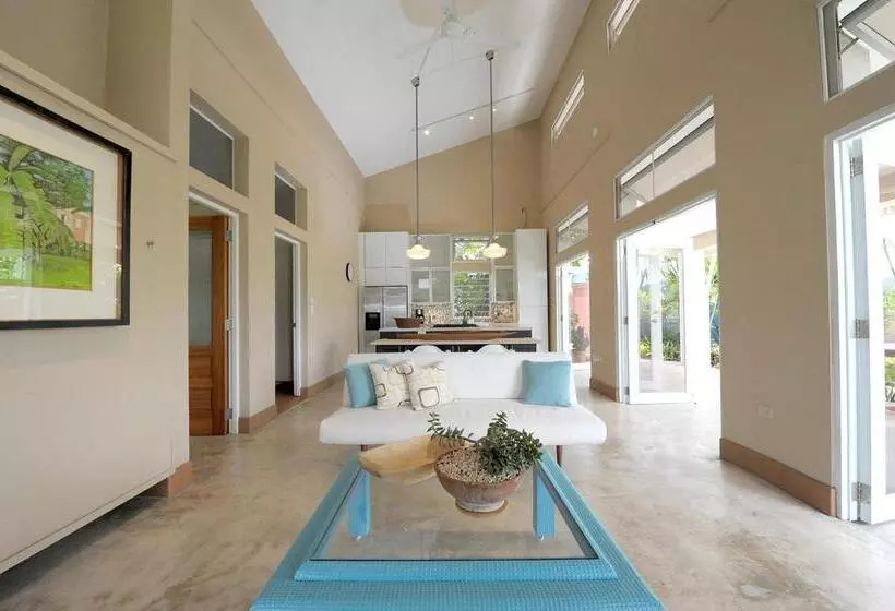 تختخواب و صبحانه 4 Casitas