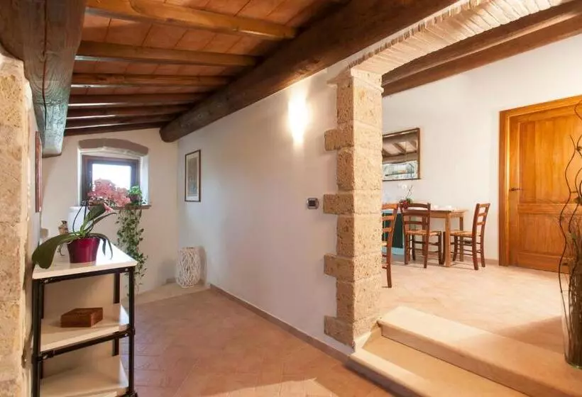 Aamiaismajoitus (B&B) Podere Ficolivo