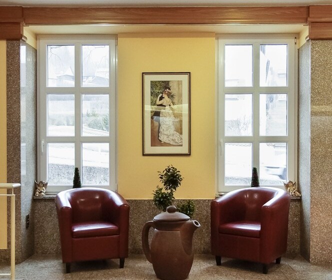 Отель Bayernhof