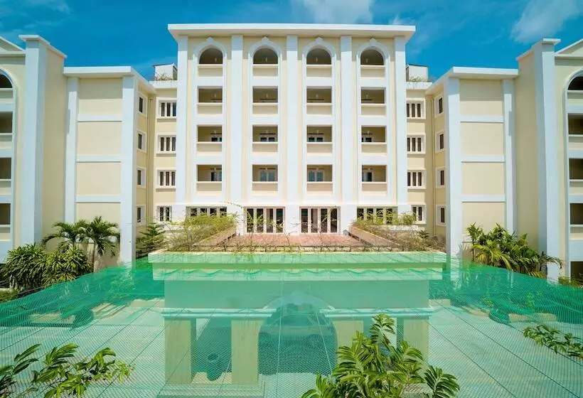 هتل De La Renaissance