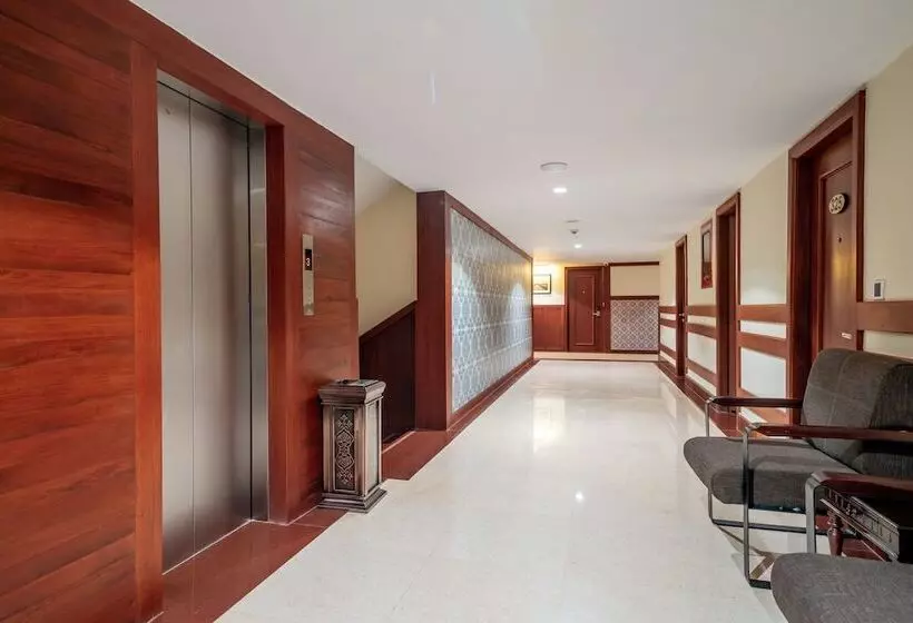 هتل De La Renaissance