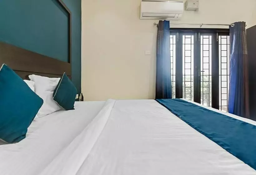 Hotelli Oyo 18452 Flagship Pritam Airport Inn