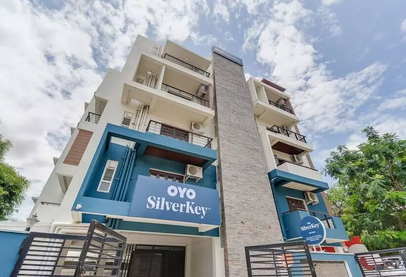 Hotelli Oyo 18452 Flagship Pritam Airport Inn