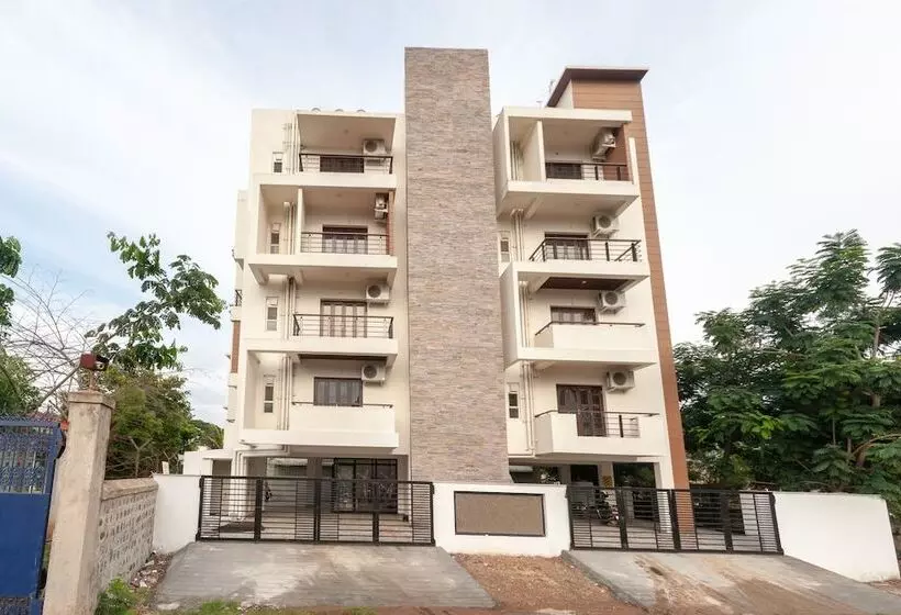 Hotelli Oyo 18452 Flagship Pritam Airport Inn