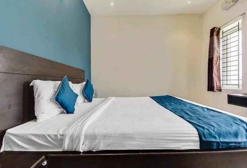 Hotelli Oyo 18452 Flagship Pritam Airport Inn