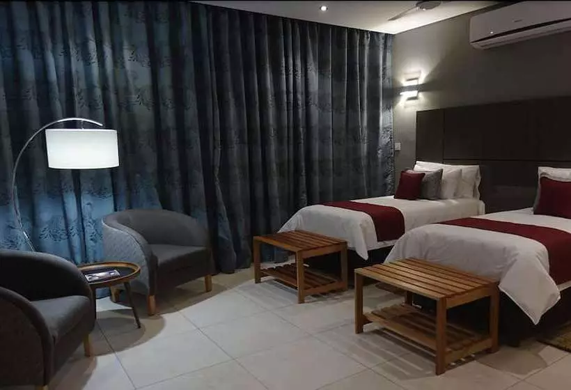 پانسیون Sandpiper Villas Chobe