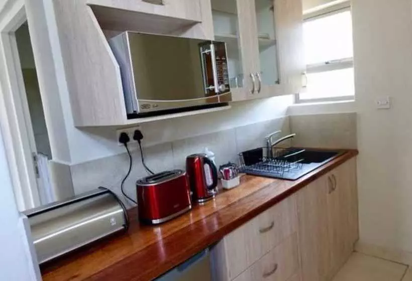 پانسیون Sandpiper Villas Chobe