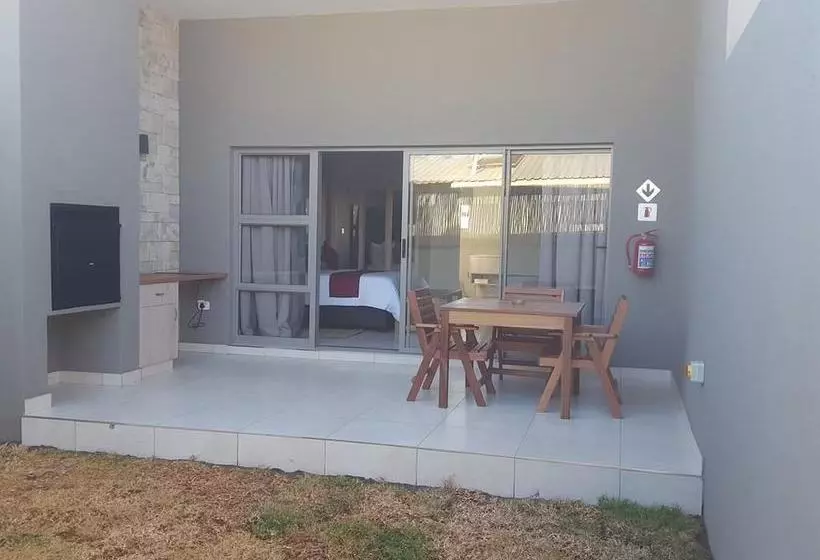 پانسیون Sandpiper Villas Chobe