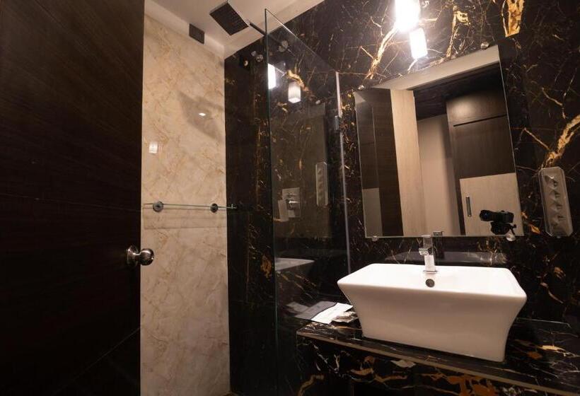 בית מלון כפרי D Wayfarer Inn Resort