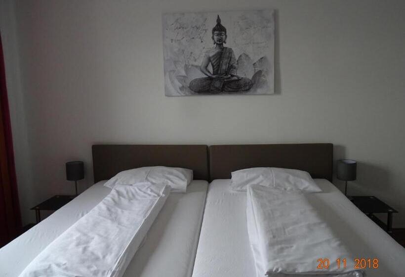 Отель Restaurant Zum Donaueck Mauthausen