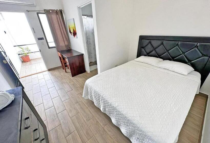 فندق Surf Ranch Tamarindo