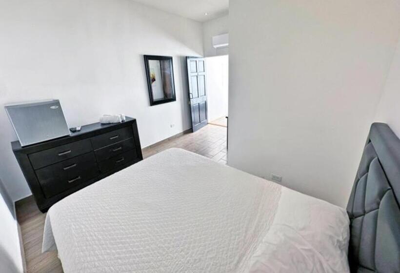 فندق Surf Ranch Tamarindo