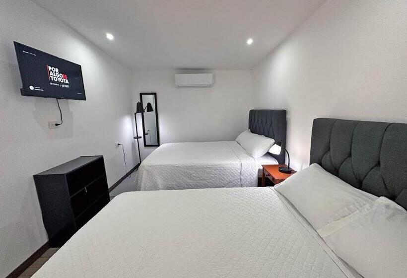 فندق Surf Ranch Tamarindo