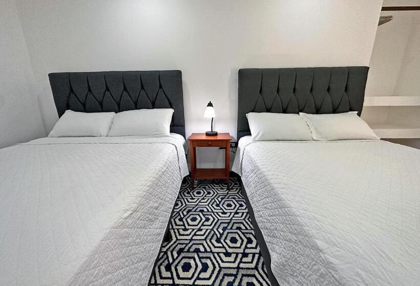 فندق Surf Ranch Tamarindo