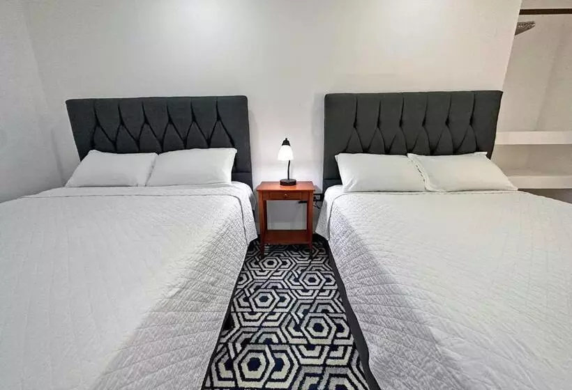 ホテル Surf Ranch Tamarindo