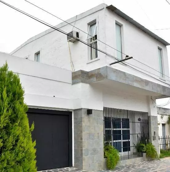 پانسیون Design House Corrientes