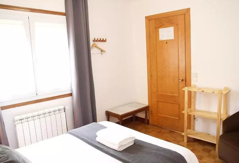 Majatalo Hostal Fonda Prat