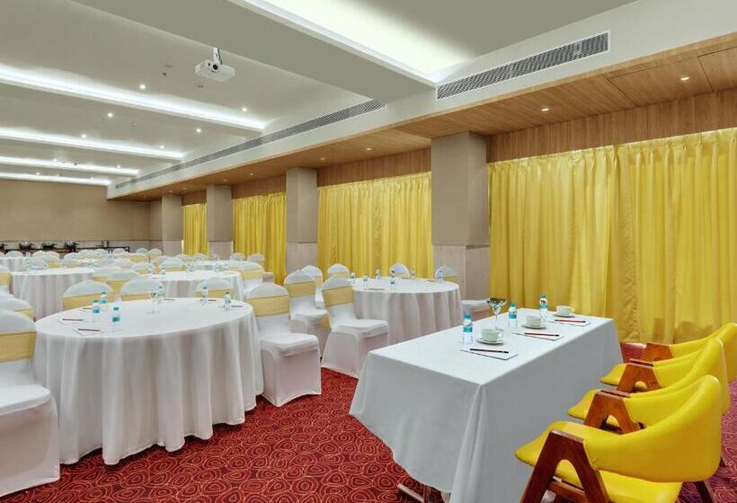 Viola Beacon Resort, Lonavala