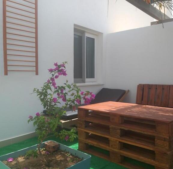 تختخواب و صبحانه Guesthouse Le Châtelain