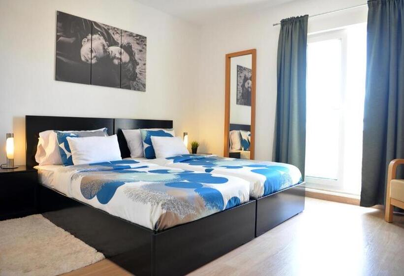 تختخواب و صبحانه Guesthouse Le Châtelain