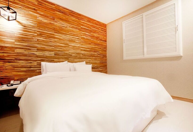 Chuncheon Hotel Eton